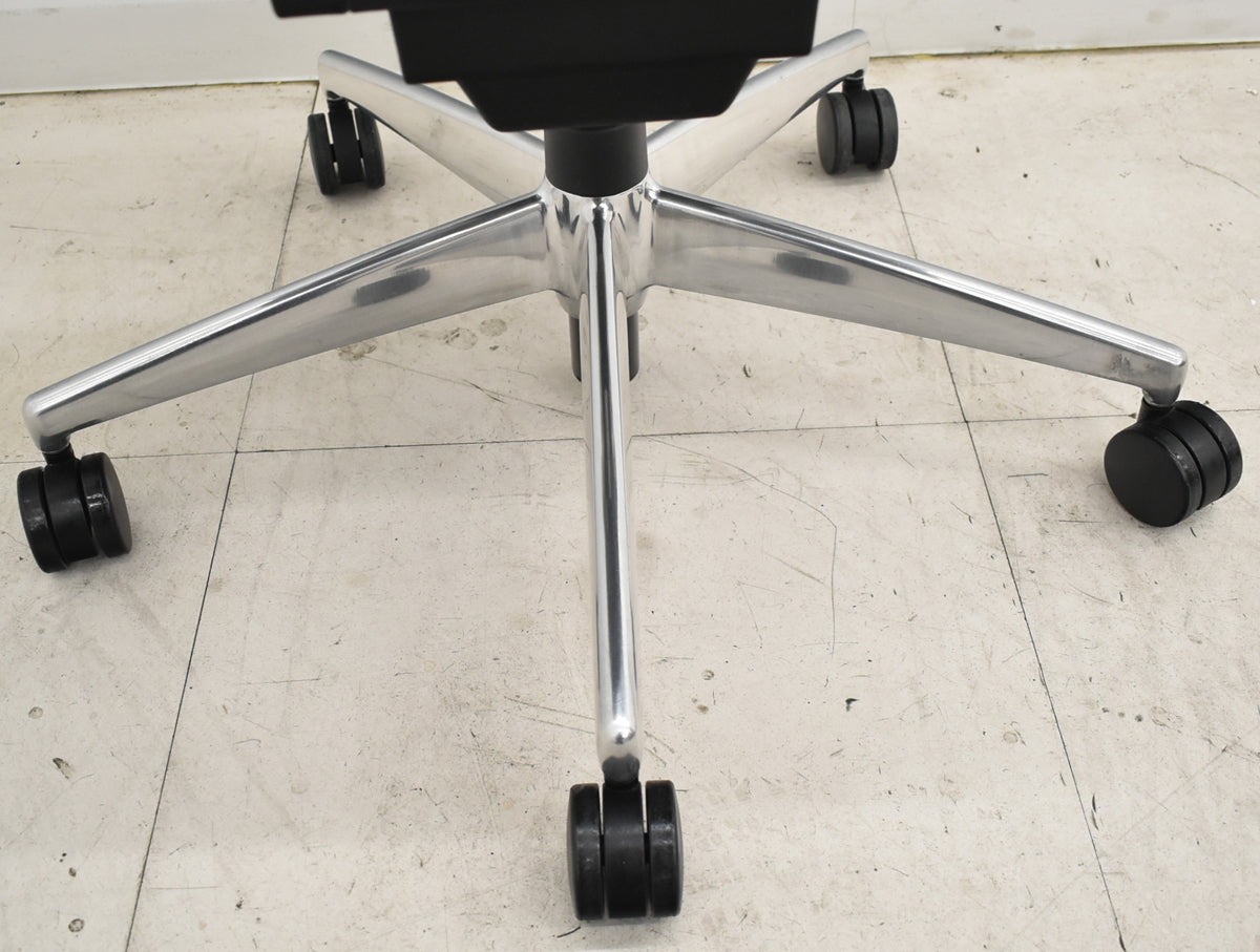 【中古】コクヨ　エアフォート　可動肘　エアランバーサポート　ポリッシュ　2025111002【中古オフィス家具】