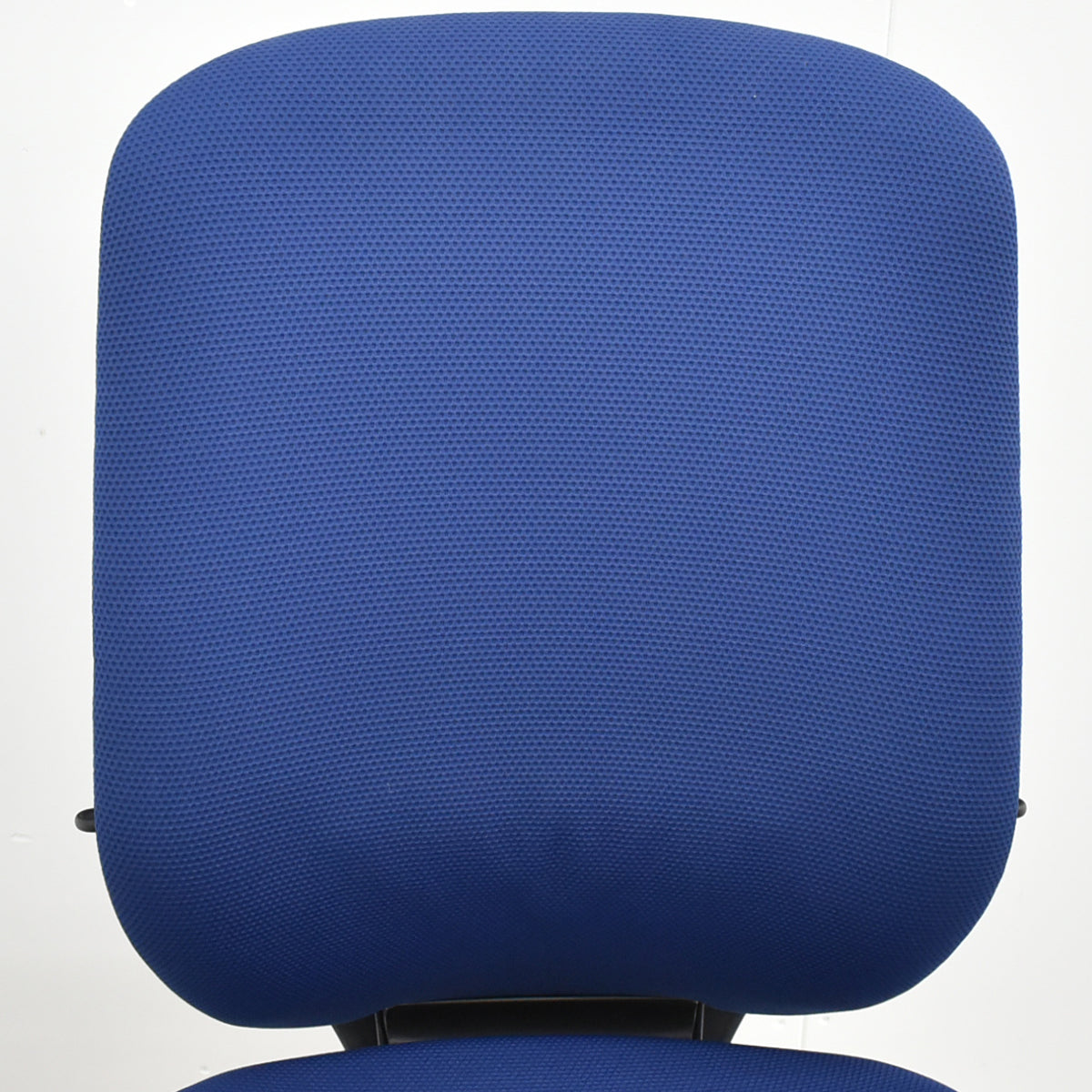 【中古】オカムラ　シルフィー　ハイバック　肘なし　バックカーブアジャスト　前傾機能　ポリッシュ　2025111008【中古オフィス家具】