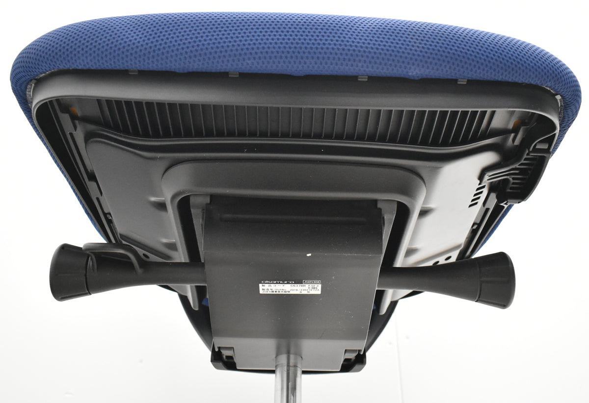 【中古】オカムラ　シルフィー　ハイバック　肘なし　バックカーブアジャスト　前傾機能　ポリッシュ　2025111008【中古オフィス家具】