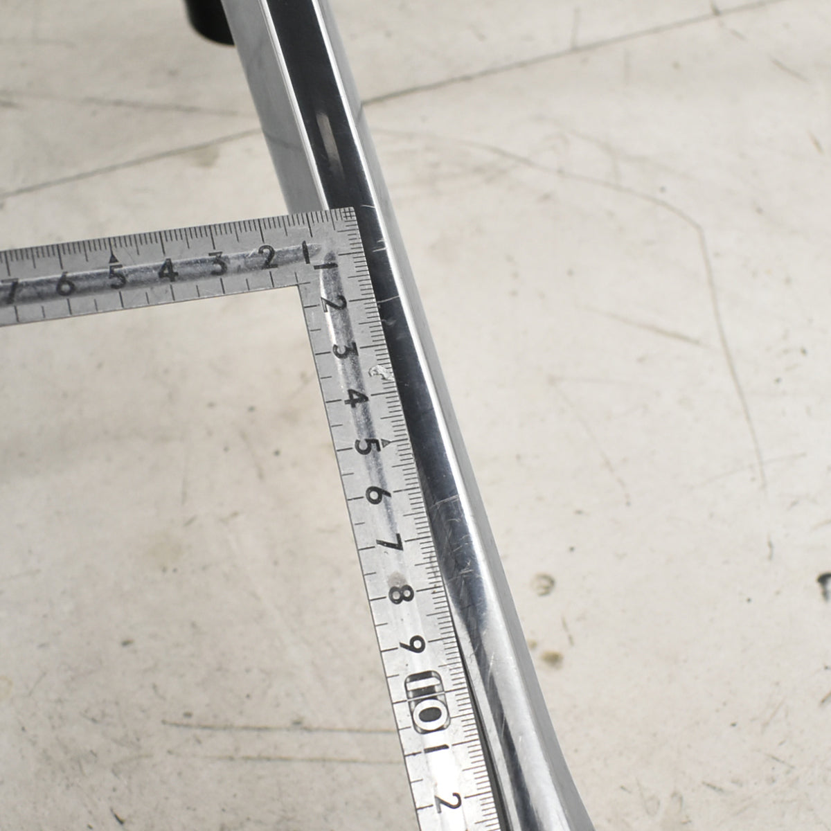 【中古】オカムラ　シルフィー　ハイバック　肘なし　バックカーブアジャスト　前傾機能　ポリッシュ　2025111008【中古オフィス家具】