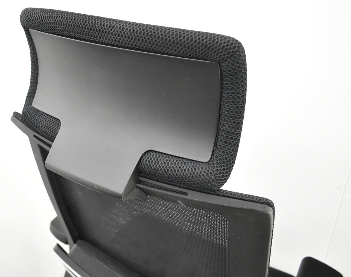 【中古】コクヨ　エアフォート　ヘッドレスト　可動肘　エアランバーサポート　ポリッシュ　2025111101【中古オフィス家具】