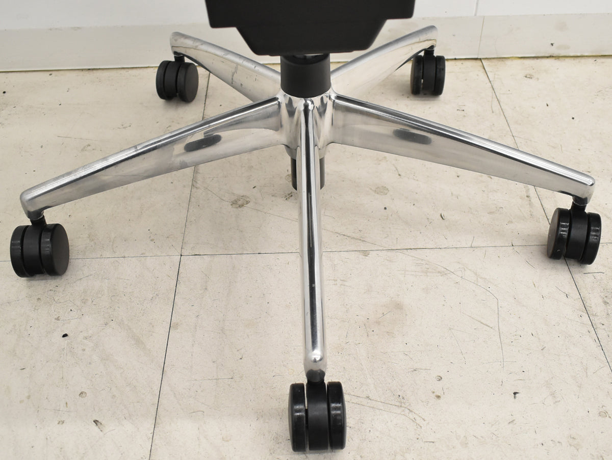 【中古】コクヨ　エアフォート　ヘッドレスト　可動肘　エアランバーサポート　ポリッシュ　2025111101【中古オフィス家具】