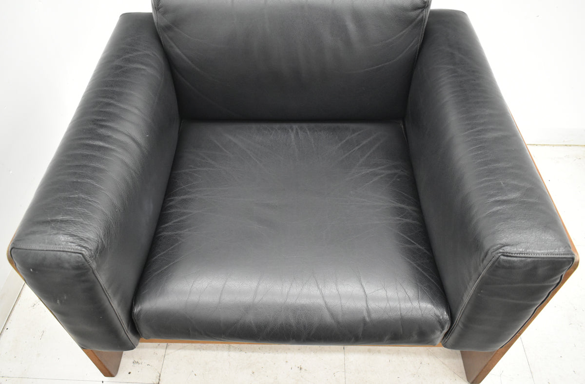 【中古】 Knoll　バスチアーノ　1人掛けソファ　革張り　幅915　2025111104【中古オフィス家具】