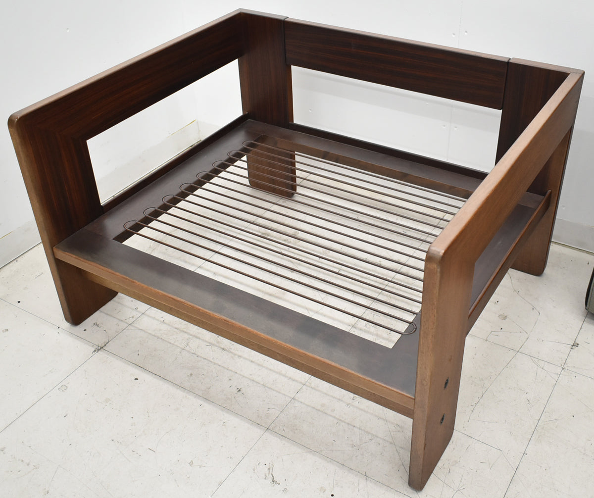 【中古】 Knoll　バスチアーノ　1人掛けソファ　革張り　幅915　2025111104【中古オフィス家具】