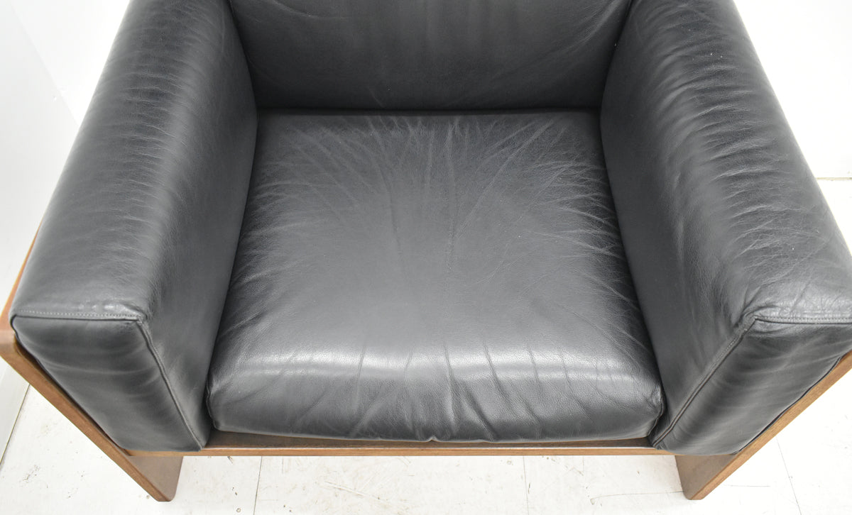 【中古】Knoll　バスチアーノ　1人掛けソファ　革張り　幅915　2025111105【中古オフィス家具】