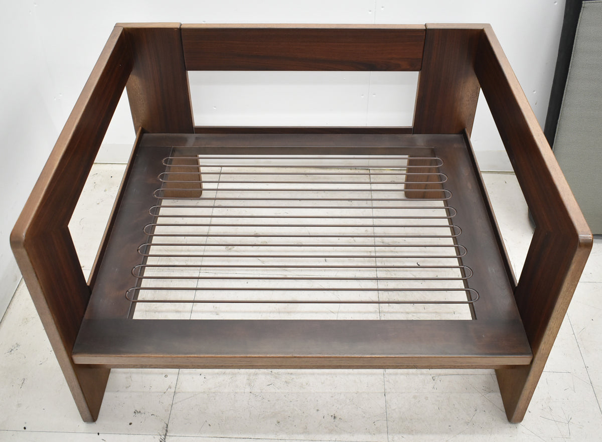 【中古】Knoll　バスチアーノ　1人掛けソファ　革張り　幅915　2025111105【中古オフィス家具】