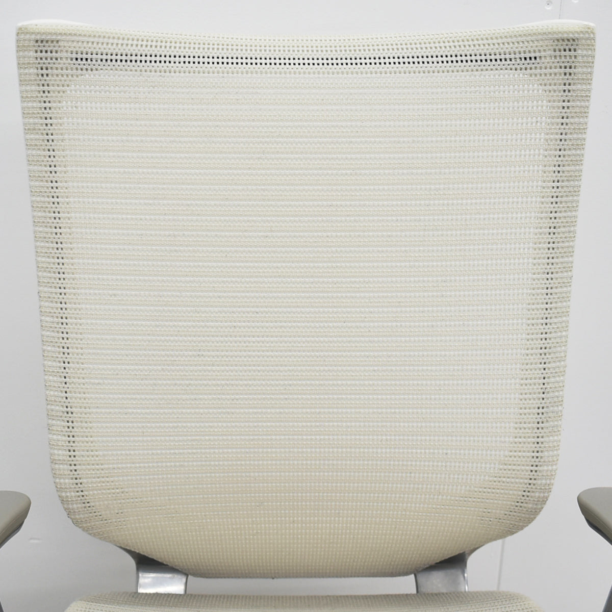 【中古】オカムラ　バロン　ハイバック　固定肘　ポリッシュ　2025111301【中古オフィス家具】