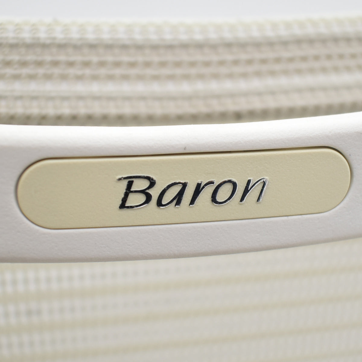 【中古】オカムラ　バロン　ハイバック　固定肘　ポリッシュ　2025111301【中古オフィス家具】