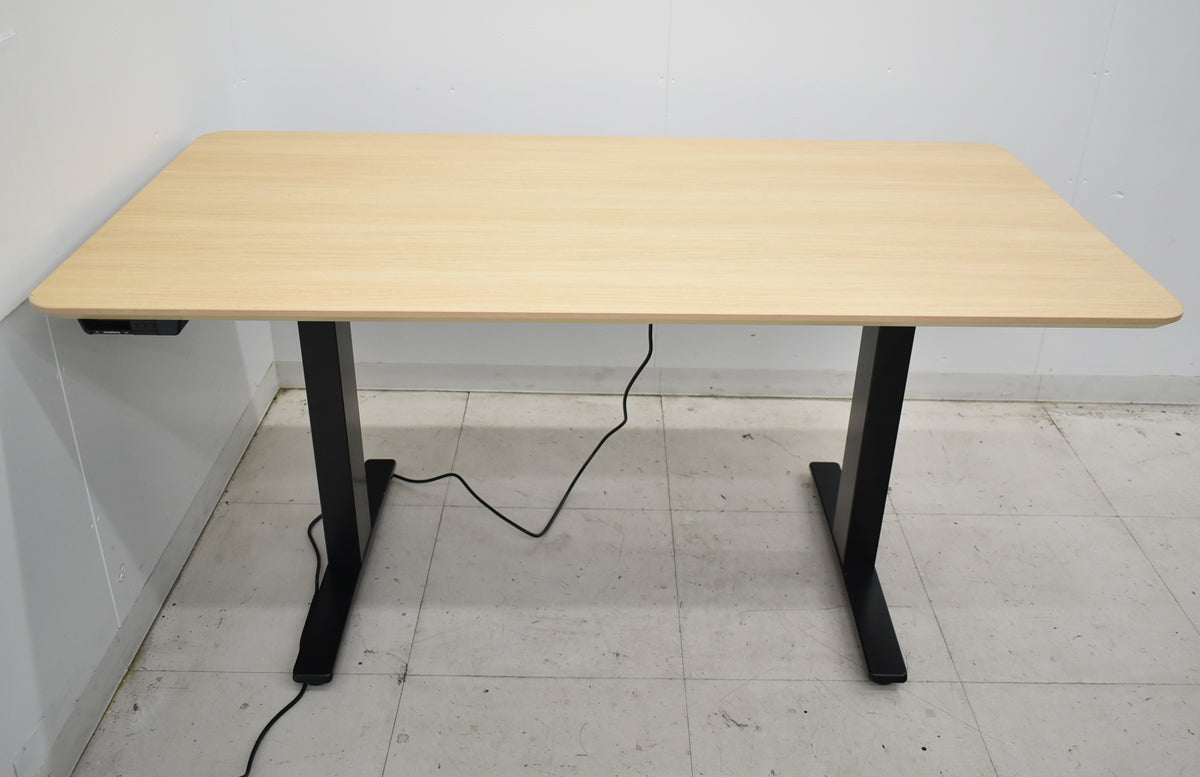 【中古】オカムラ　スイフト　電動昇降デスク　インジゲーターレバータイプ　メモリー機能付　2023年製　幅1500　2025111304【中古オフィス家具】