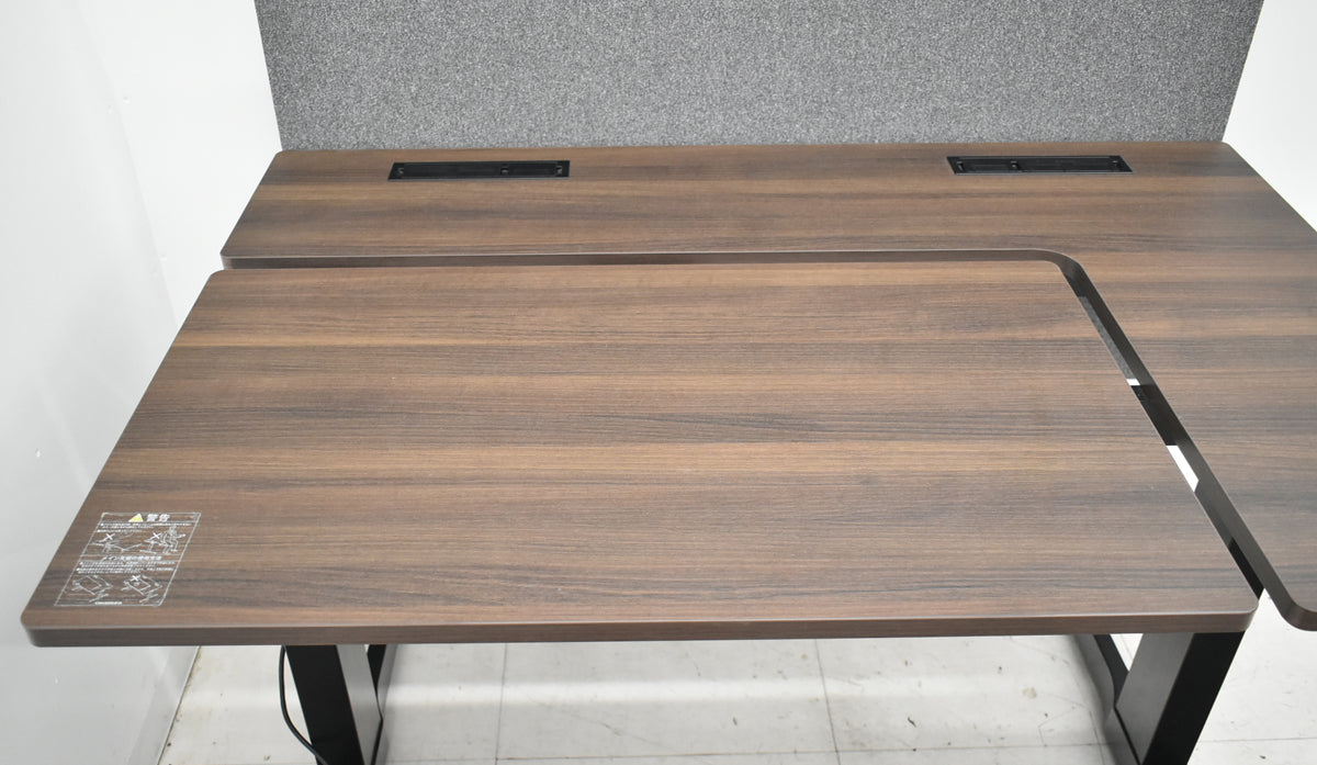 【中古】オカムラ　リーガス　電動昇降デスク　デスクトップパネル　天板傾斜機能付　2021年製　幅1150　2025111305【中古オフィス家具】