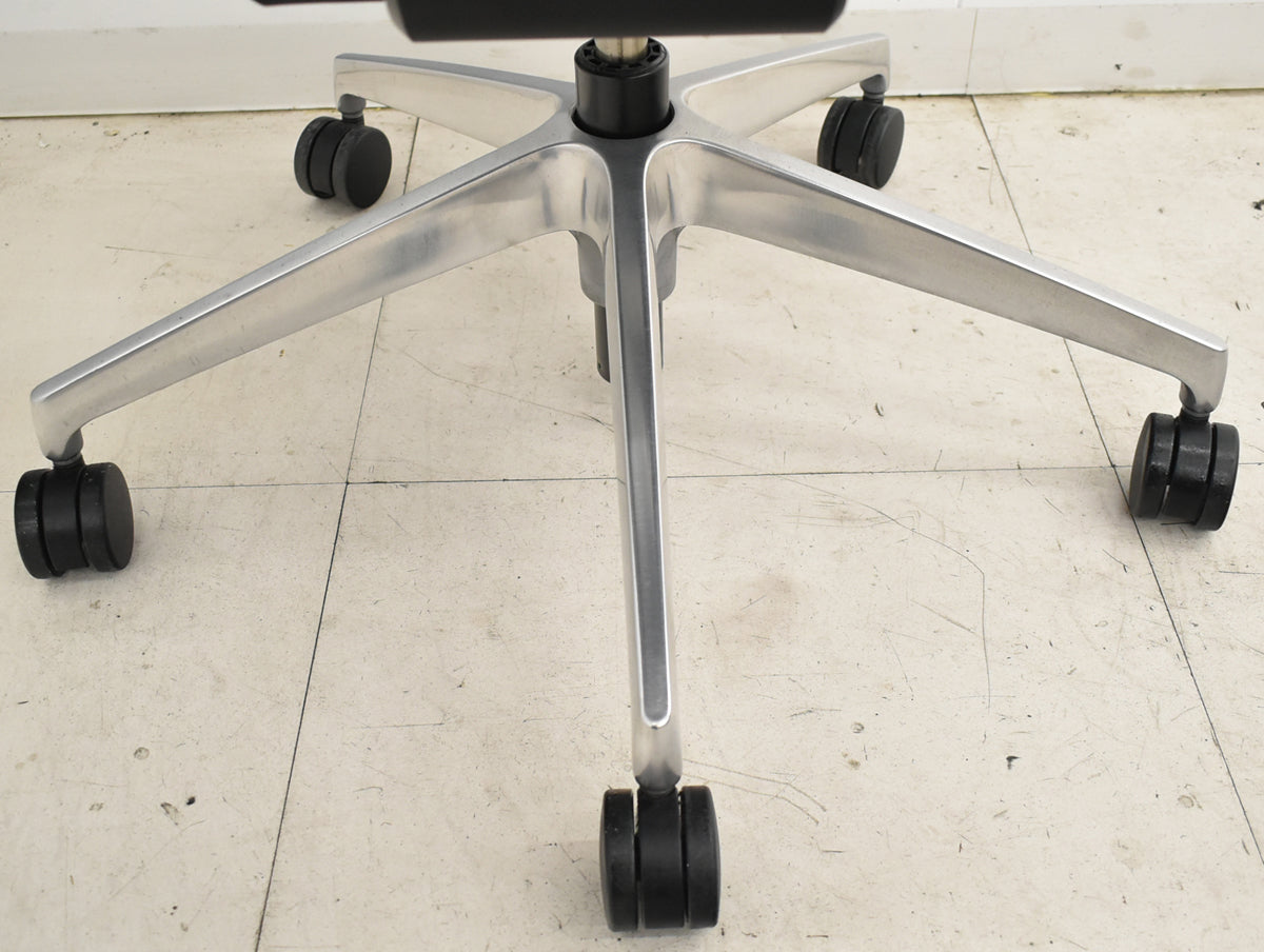 【中古】イトーキ　スピーナ　エクストラハイバック（可動ヘッドレスト）可動肘　アクティブランバーサポート　ポリッシュ　2020年製　2025111701【中古オフィス家具】