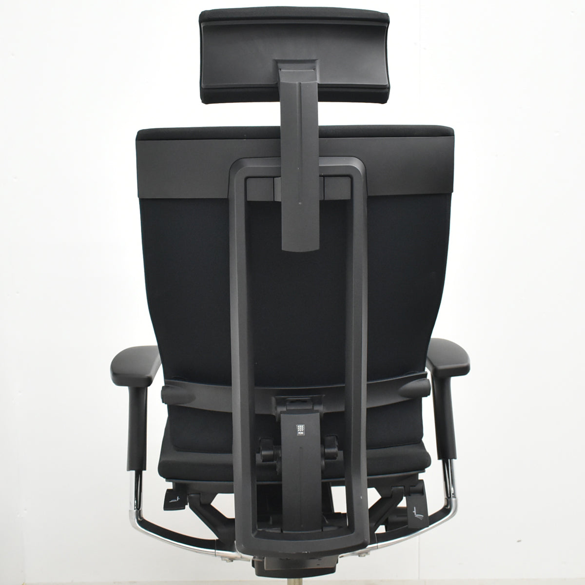 【中古】イトーキ　スピーナ　エクストラハイバック（可動ヘッドレスト）可動肘　アクティブランバーサポート　ポリッシュ　2020年製　2025111701【中古オフィス家具】