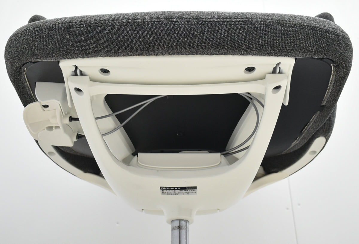 【中古】 オカムラ　ライブス　ワークチェアシリーズ　ローバック　2022年製　2025111702【中古オフィス家具】