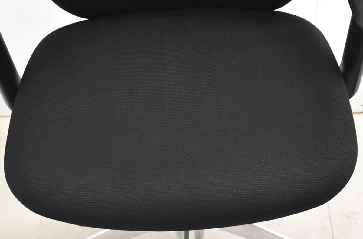 【中古】オカムラ　シルフィー　ハイバック　可動肘　バックカーブアジャスト　前傾機能　ポリッシュ　2025111703【中古オフィス家具】