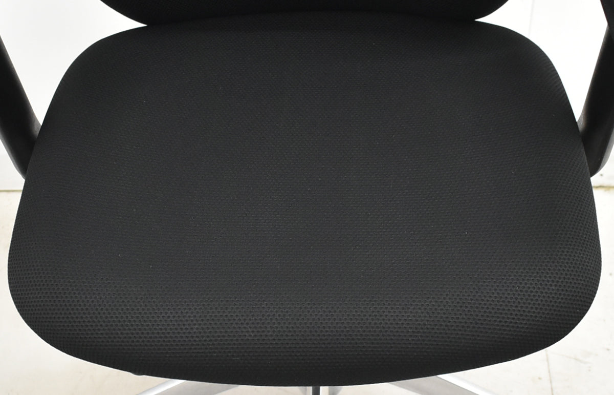 【中古】オカムラ　シルフィー　ハイバック　可動肘　バックカーブアジャスト　前傾機能　ポリッシュ　2025111704【中古オフィス家具】