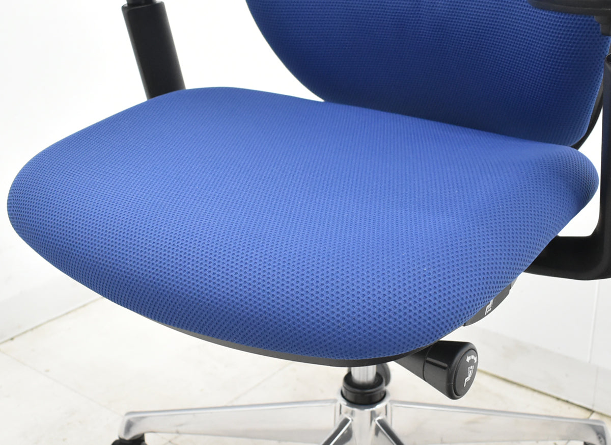 【中古】オカムラ　シルフィー　ハイバック　可動肘　バックカーブアジャスト　前傾機能　ポリッシュ　2025111705【中古オフィス家具】