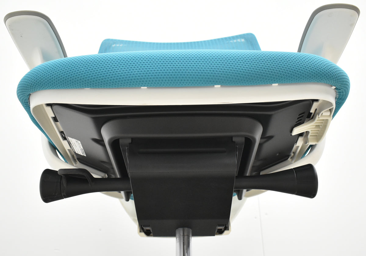 【中古】オカムラ　シルフィー　ローバック　固定肘　ハンガー　ポリッシュ　2018年製　2025111707【中古オフィス家具】