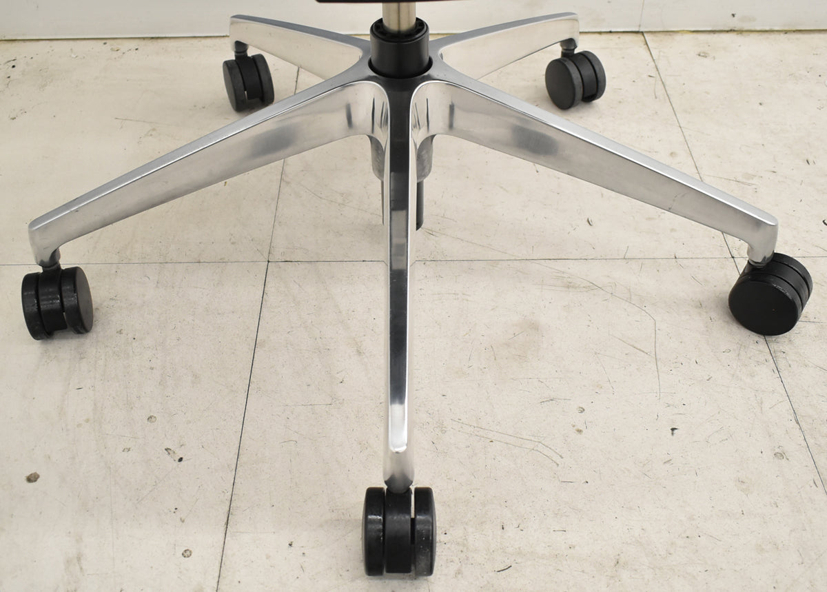 【中古】イトーキ　ヴェント　ハイバック　可動肘　オートマチックランバーテンション　ポリッシュ　ストライプメッシュ　2025111708【中古オフィス家具】