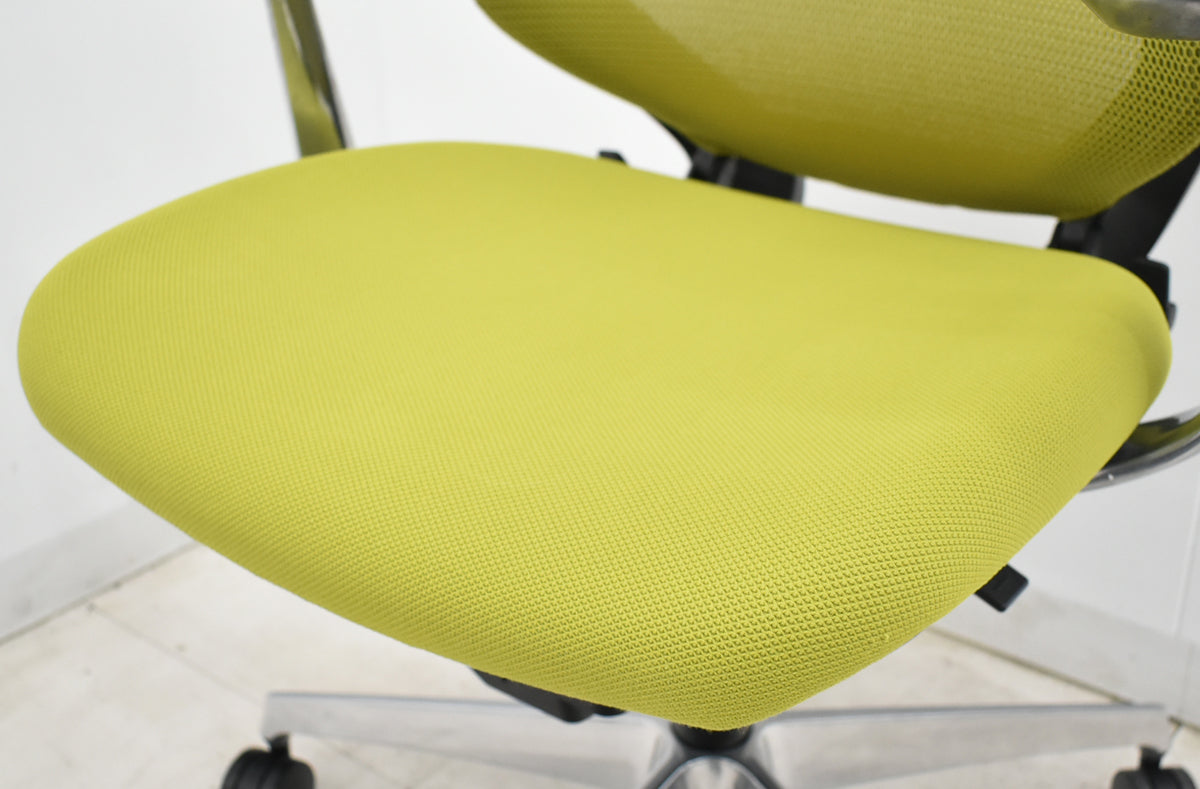 【中古】コクヨ　デュオラ　ハイバック　固定肘　ハンガー　ポリッシュ　2020年製　2025111804【中古オフィス家具】