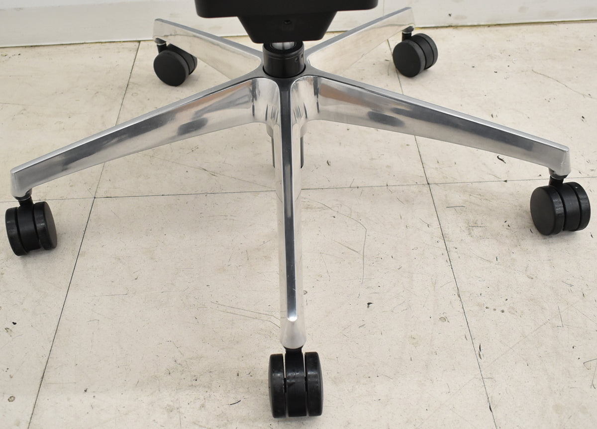 【中古】コクヨ　デュオラ　ハイバック　固定肘　ハンガー　ポリッシュ　2020年製　2025111804【中古オフィス家具】