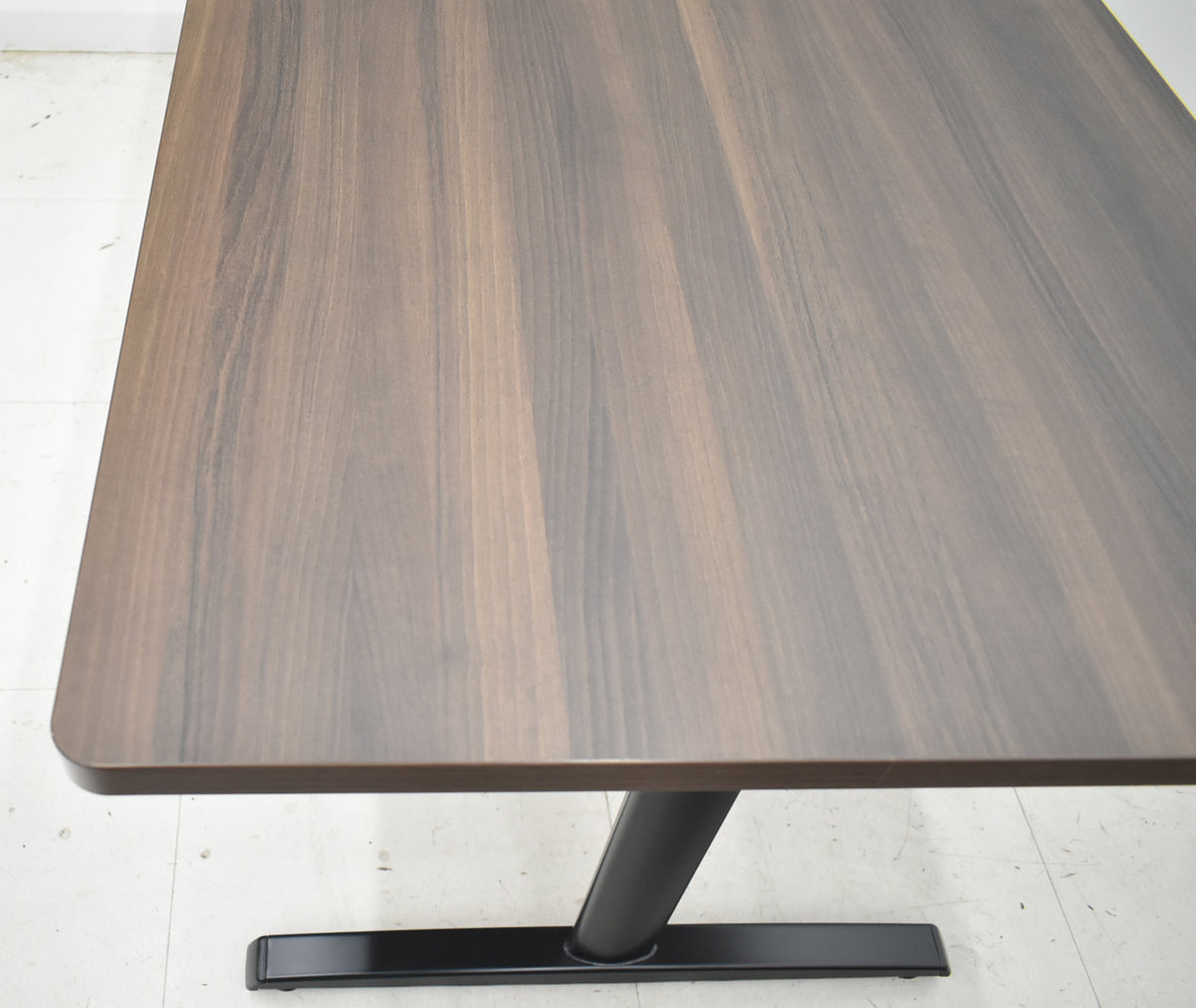 【中古】オカムラ　8177シリーズ　ミーティングテーブル　　幅1800　2020年製　2025111902【中古オフィス家具】