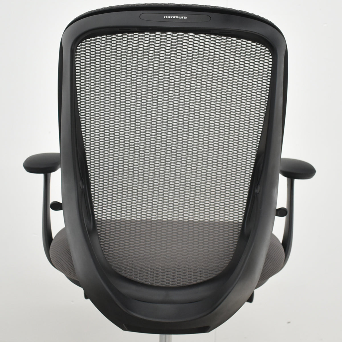 【中古】オカムラ　シルフィー　ローバック　固定肘　前傾機能　バックカーブアジャスト　2020年製　2025112002【中古オフィス家具】