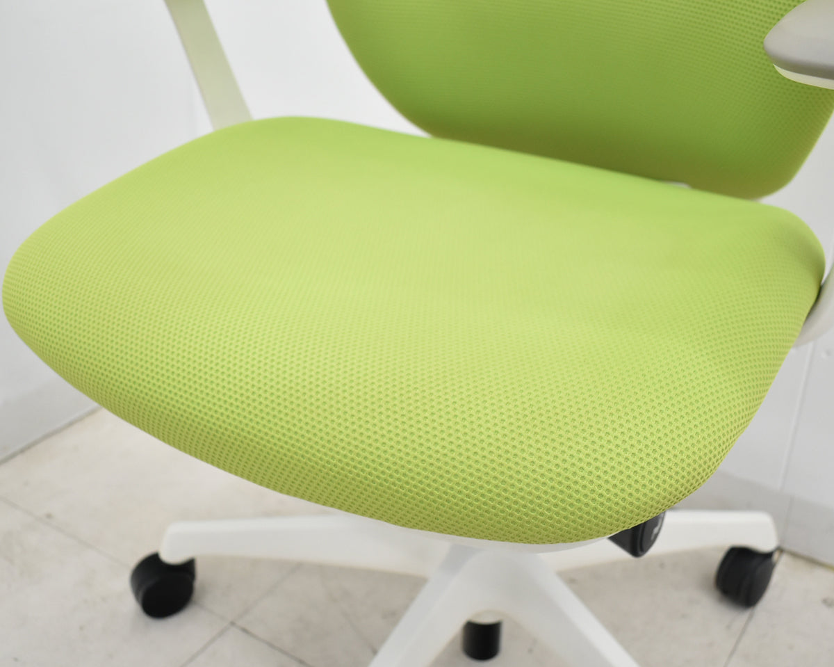 【中古】オカムラ　シルフィー　ハイバック　固定肘　前傾機能　バックカーブアジャスト　2025112003【中古オフィス家具】