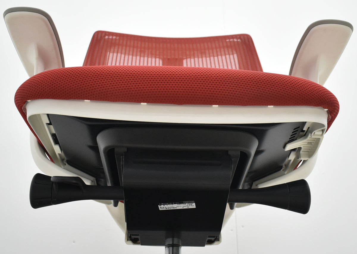 【中古】オカムラ　シルフィー　ローバック　固定肘　前傾機能　バックカーブアジャスト　ハンガー　2025112006【中古オフィス家具】