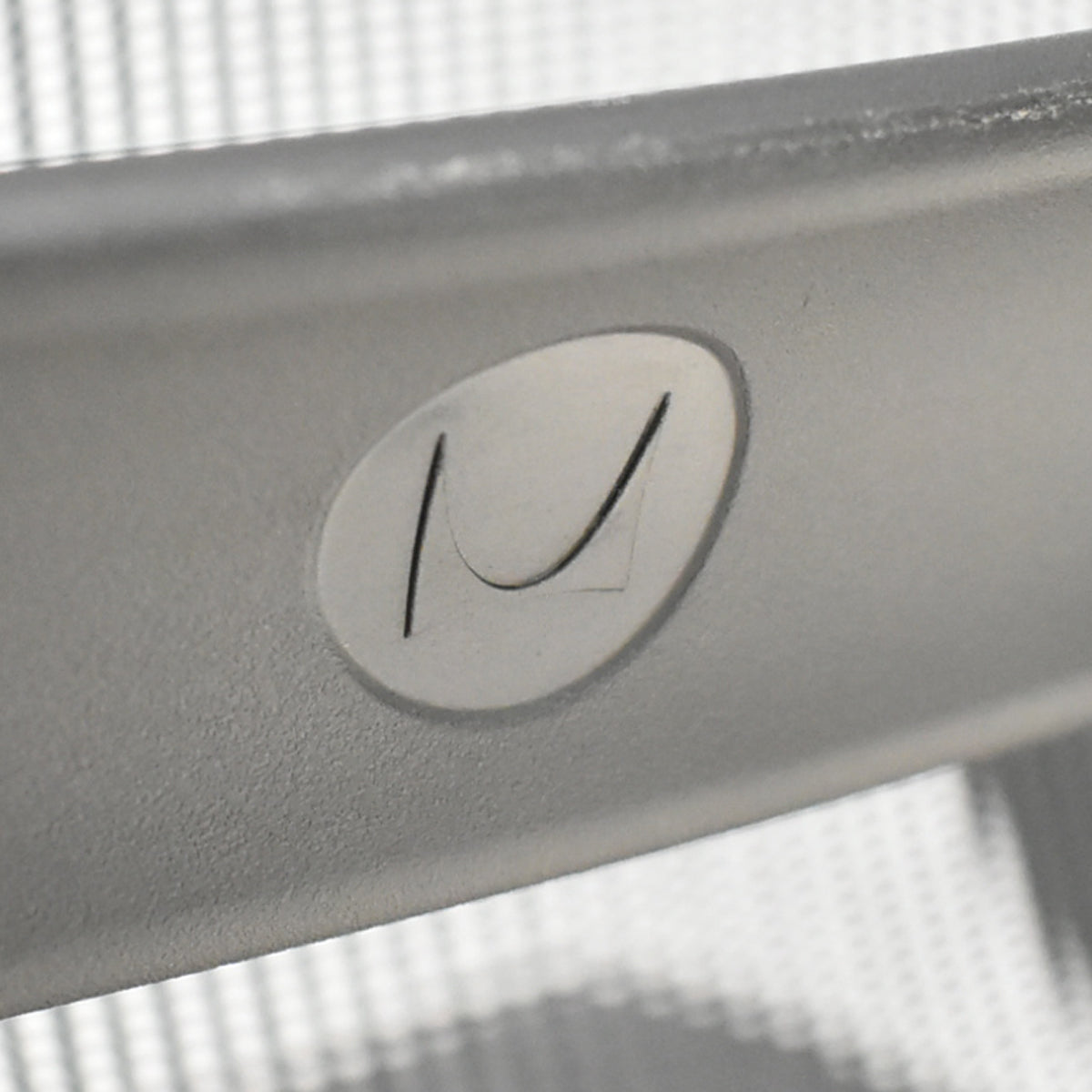 【中古】ハーマン・ミラー　セトゥチェア　マルチパーパスチェア　固定肘　2025112202【中古オフィス家具】