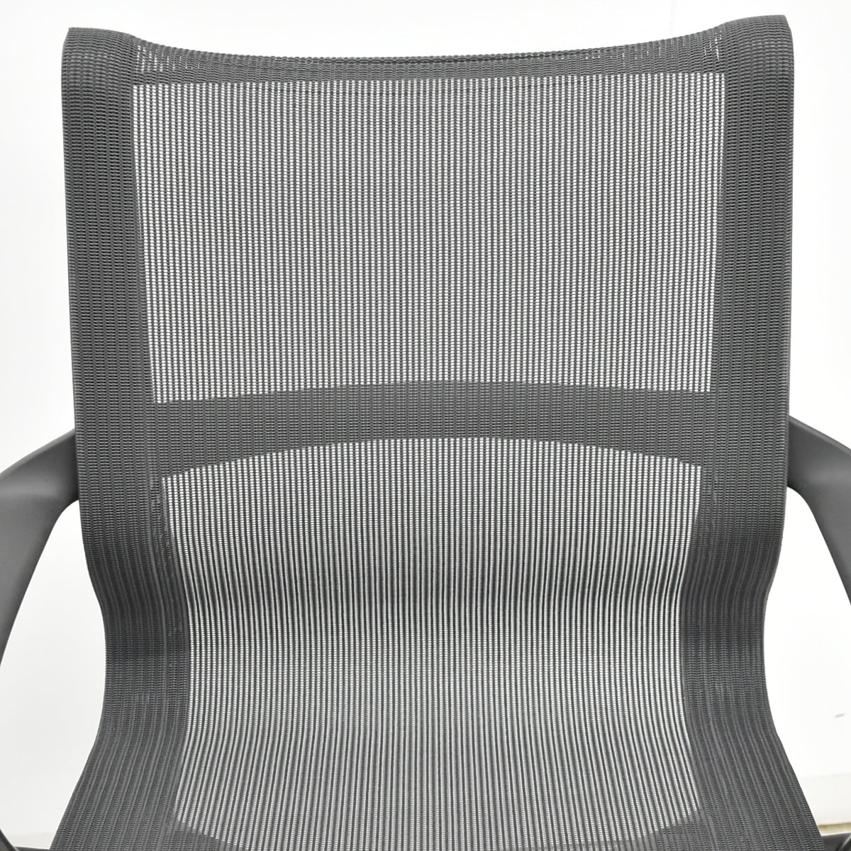 【中古】ハーマン・ミラー　セトゥチェア　マルチパーパスチェア　固定肘　2025112202【中古オフィス家具】