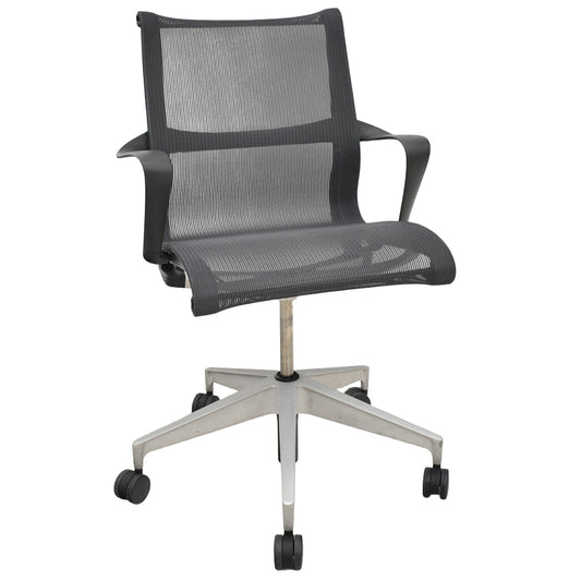 【中古】ハーマン・ミラー　セトゥチェア　マルチパーパスチェア　固定肘　2025112203【中古オフィス家具】