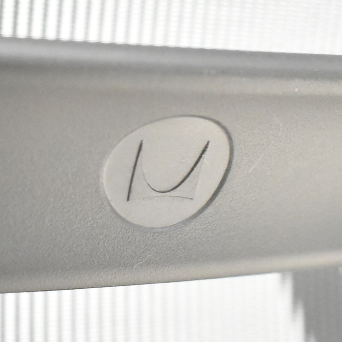 【中古】ハーマン・ミラー　セトゥチェア　マルチパーパスチェア　固定肘　2025112205【中古オフィス家具】