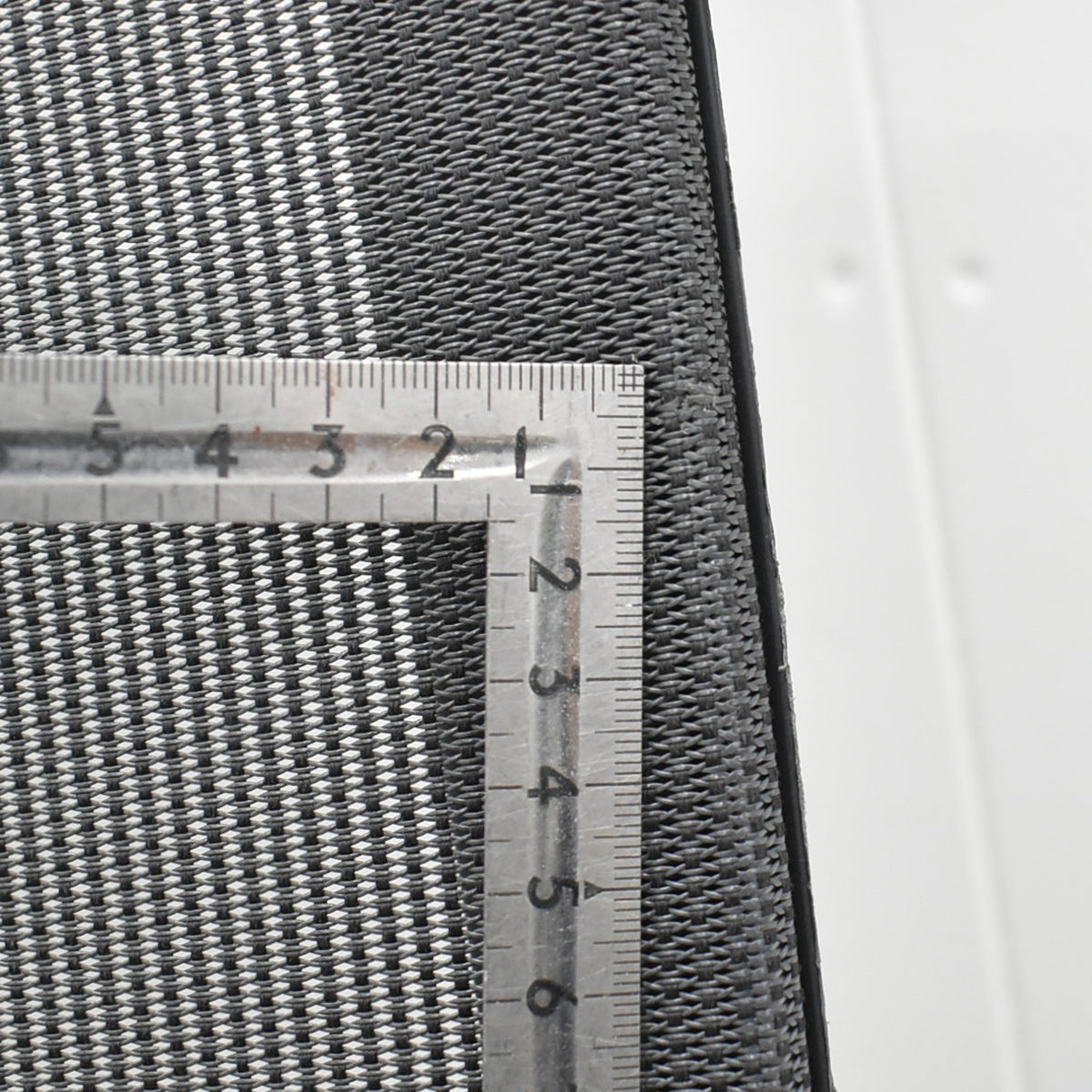 【中古】ハーマン・ミラー　セトゥチェア　マルチパーパスチェア　固定肘　2025112205【中古オフィス家具】