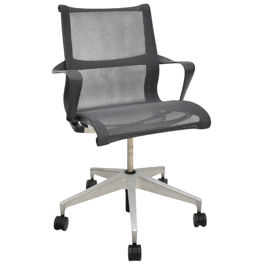 【中古】ハーマン・ミラー　セトゥチェア　マルチパーパスチェア　固定肘　2025112206【中古オフィス家具】