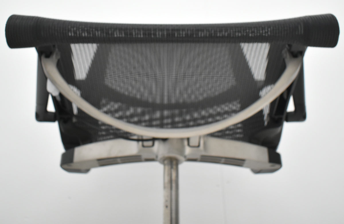 【中古】ハーマン・ミラー　セトゥチェア　マルチパーパスチェア　固定肘　2025112208【中古オフィス家具】