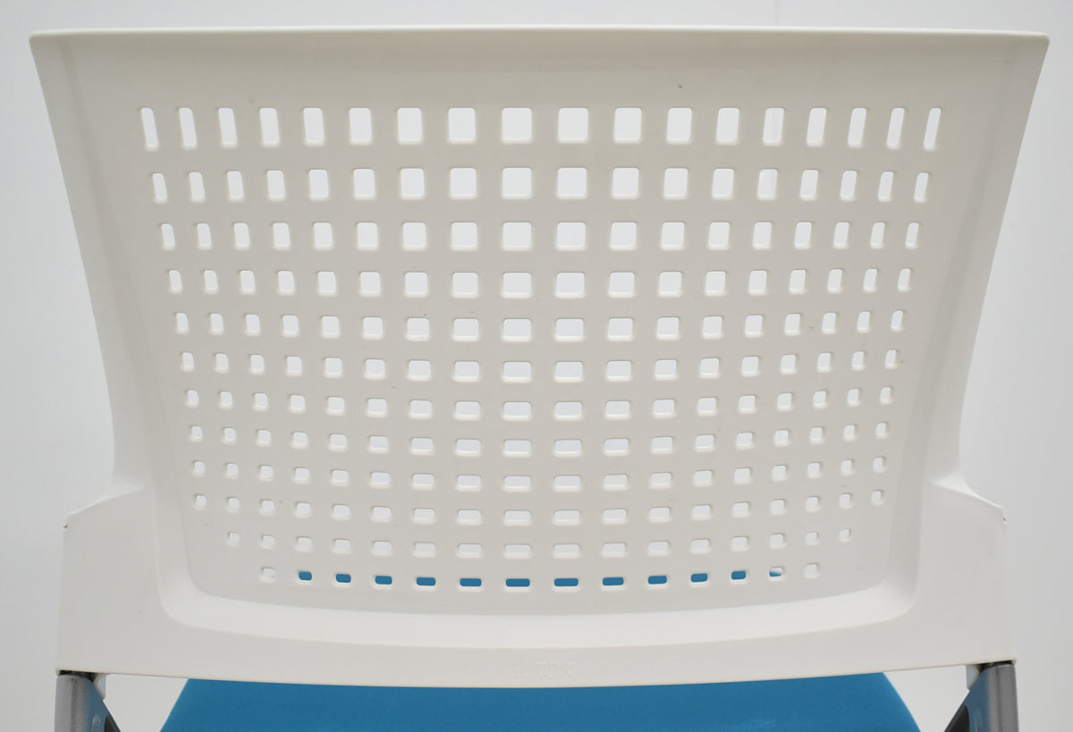 【中古】イトーキ　モノン　ミーティングチェア　ネスティングチェア　キャスター付　2025112503【中古オフィス家具】