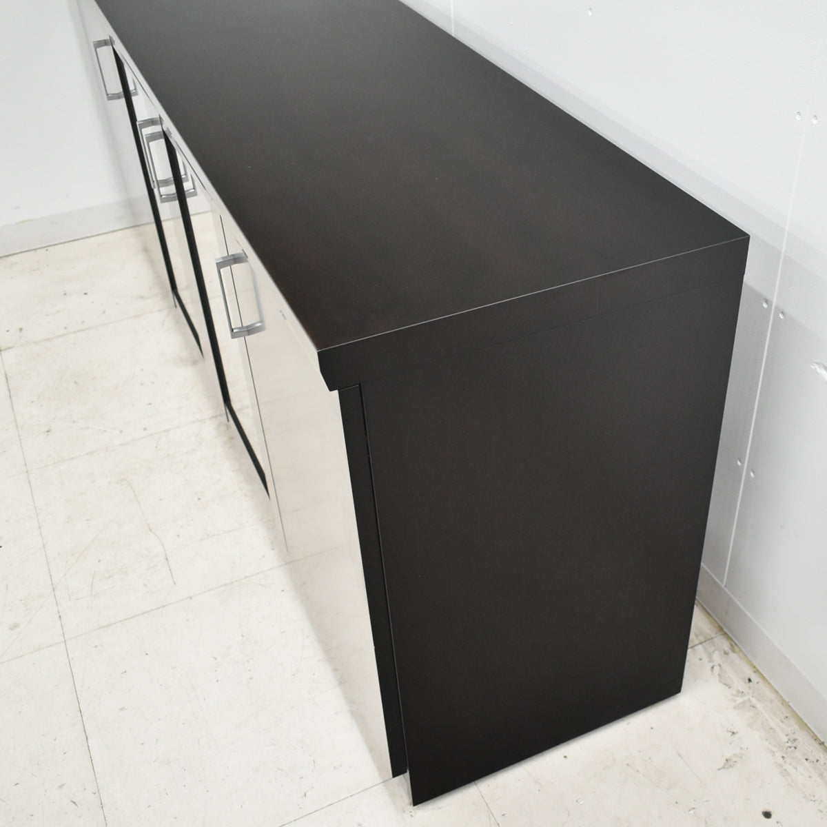 【中古】オカムラ　EX-42　クレデンザ　サイドボード　ガラス扉　幅1800　2025112506【中古オフィス家具】