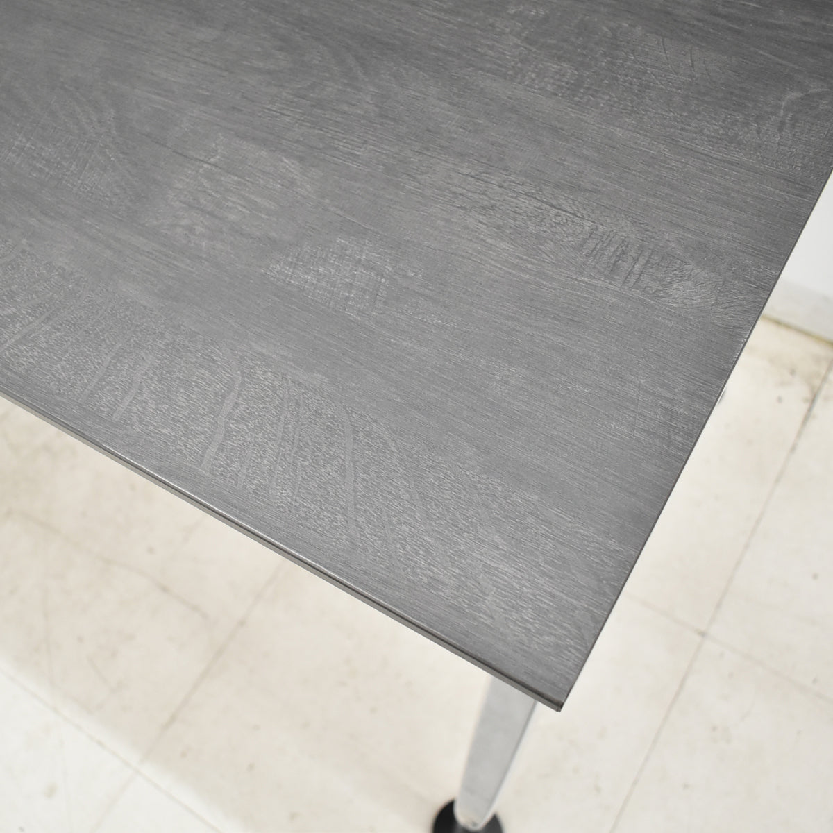 【中古】コクヨ　SAIBI　マネージメントデスク　ポリッシュ脚　2022年製　幕板付　幅1600　2025112601【中古オフィス家具】