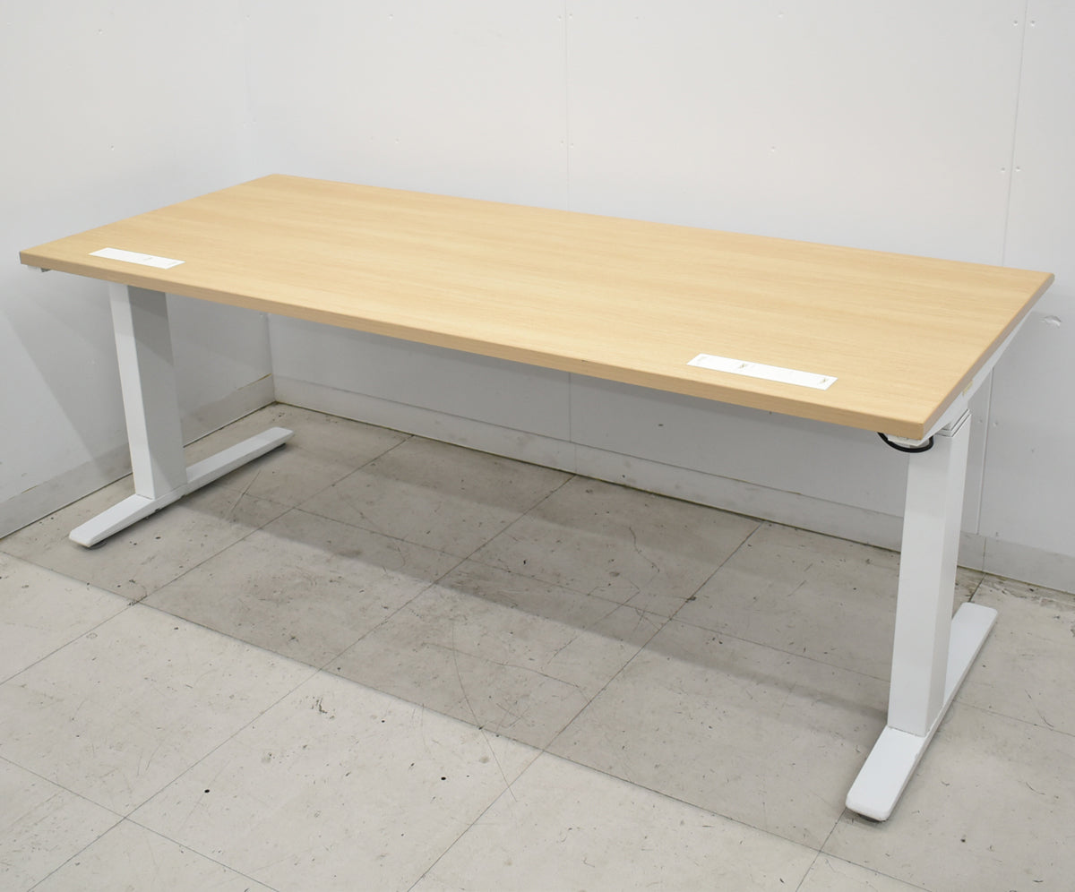 【中古】オカムラ　スイフト　電動昇降デスク　スムースフォルムエッジ　幅1750　2025112603【中古オフィス家具】