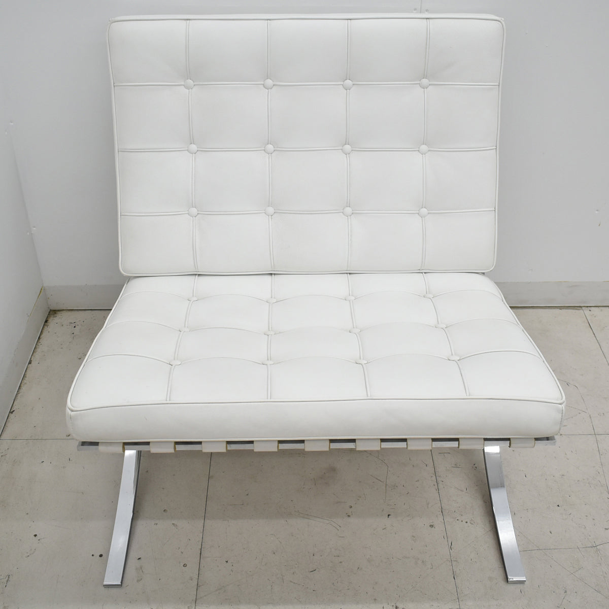 【中古】リプロダクト　バルセロナチェア　本革　幅780　2025112703【中古オフィス家具】