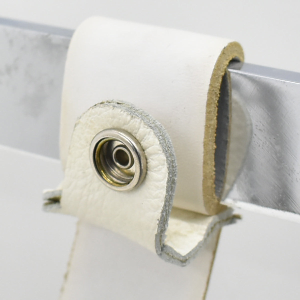 【中古】リプロダクト　バルセロナチェア　本革　幅780　2025112703【中古オフィス家具】