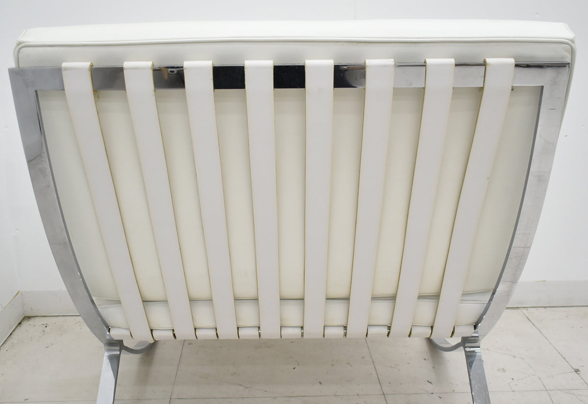 【中古】リプロダクト　バルセロナチェア　本革　ホワイト　幅780　2025112801【中古オフィス家具】