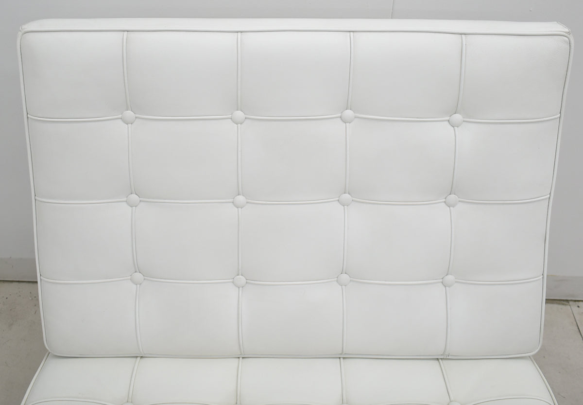 【中古】リプロダクト　バルセロナチェア　本革　幅780　ホワイト　2025112802【中古オフィス家具】