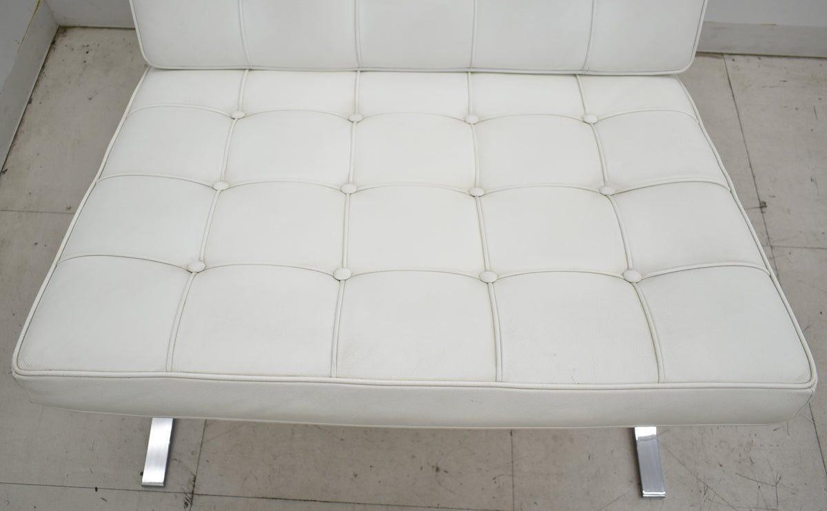 【中古】リプロダクト　バルセロナチェア　本革　幅780　ホワイト　2025112802【中古オフィス家具】