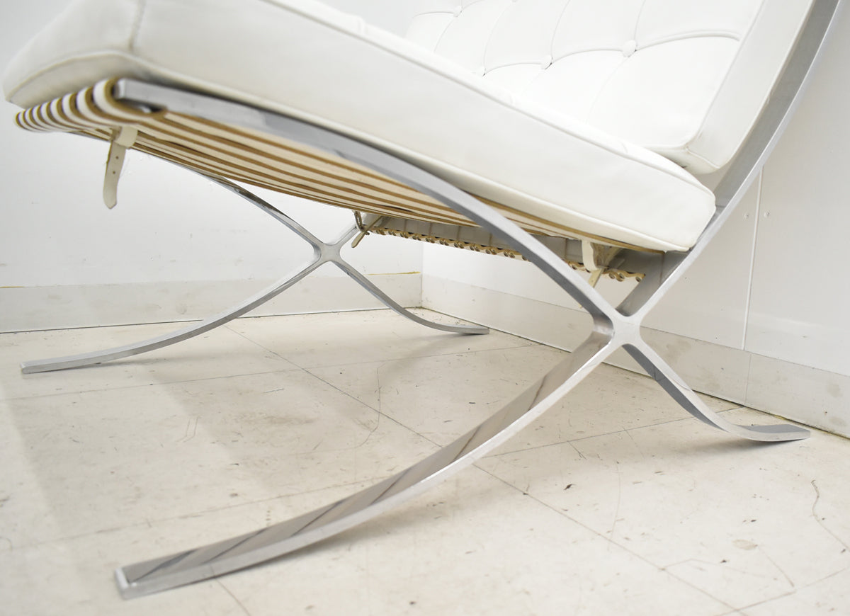 【中古】リプロダクト　バルセロナチェア　本革　幅780　ホワイト　2025112803【中古オフィス家具】