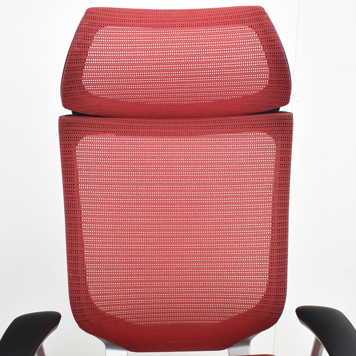 【中古】オカムラ　バロン　エクストラハイバック　ヘッドレスト　固定肘　レッド　2025120202【中古オフィス家具】