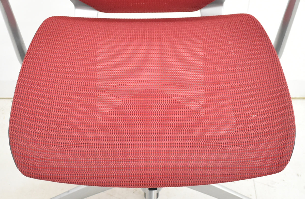 【中古】オカムラ　バロン　エクストラハイバック　ヘッドレスト　固定肘　レッド　2025120202【中古オフィス家具】