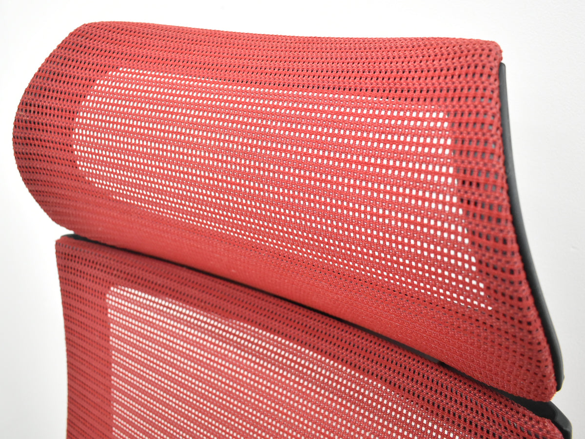 【中古】オカムラ　バロン　エクストラハイバック　ヘッドレスト　固定肘　レッド　2025120202【中古オフィス家具】