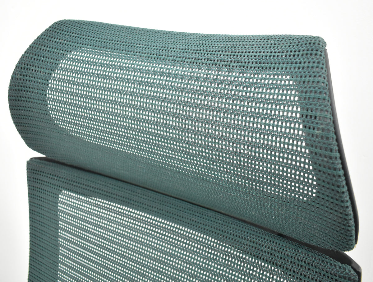 【中古】オカムラ　バロン　エクストラハイバック　ヘッドレスト　固定肘　ダークグリーン　2025120203【中古オフィス家具】