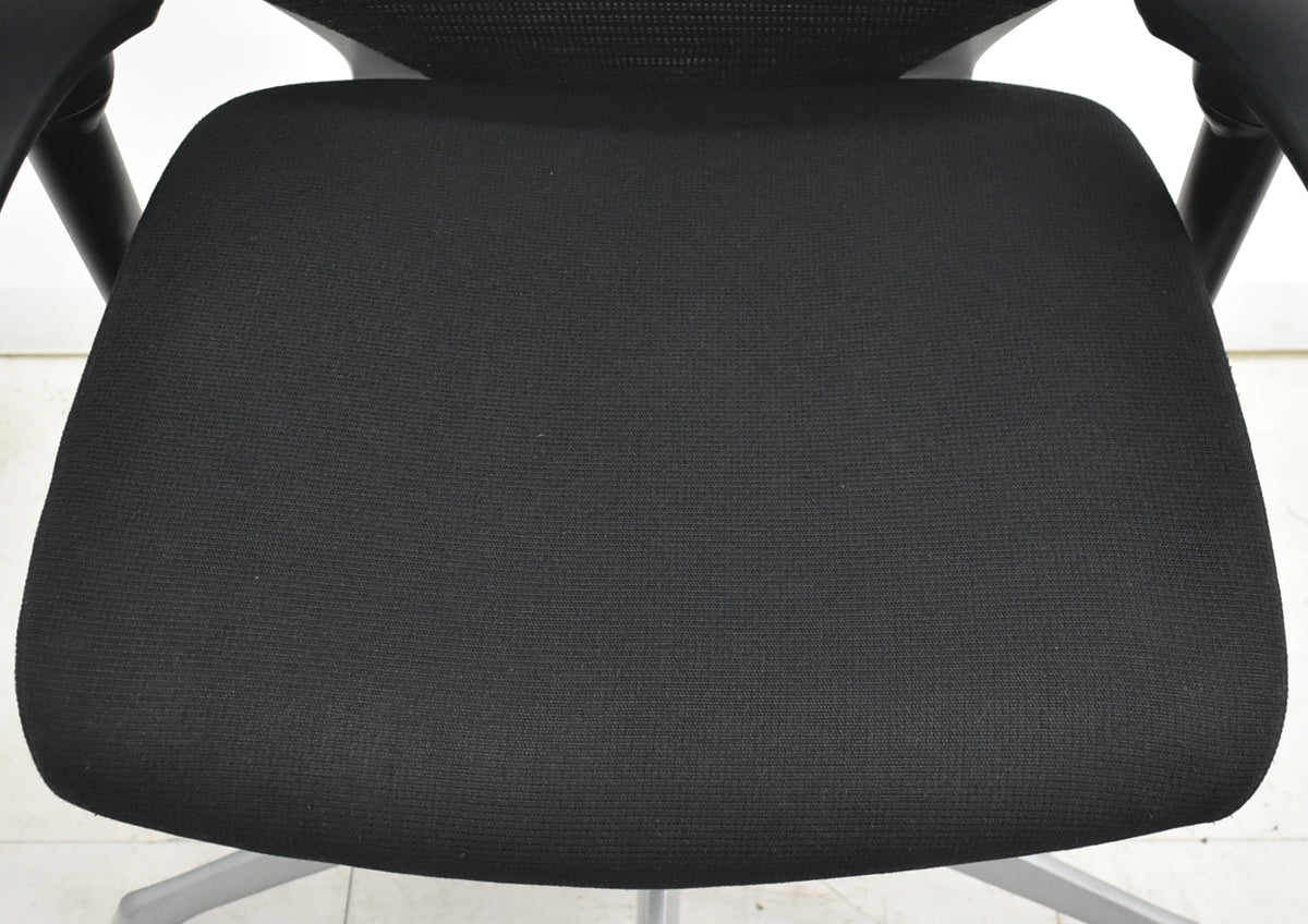 【中古】オカムラ　バロン　ハイバック　可動肘　ウレタンキャスター　ブラック　2025120204【中古オフィス家具】